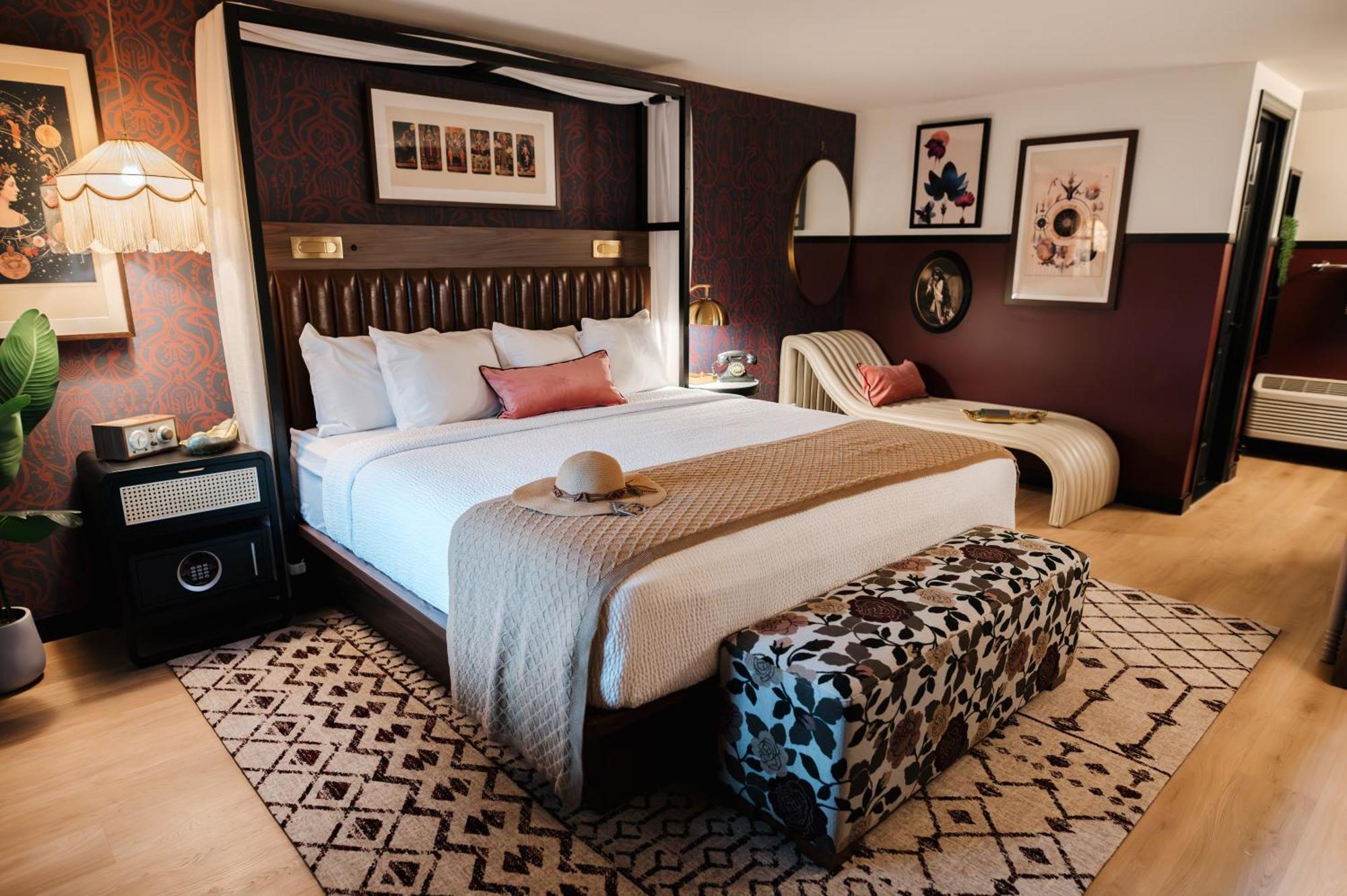 Uncommoner Hotel By Reverie Boutique Collection West Yarmouth Εξωτερικό φωτογραφία
